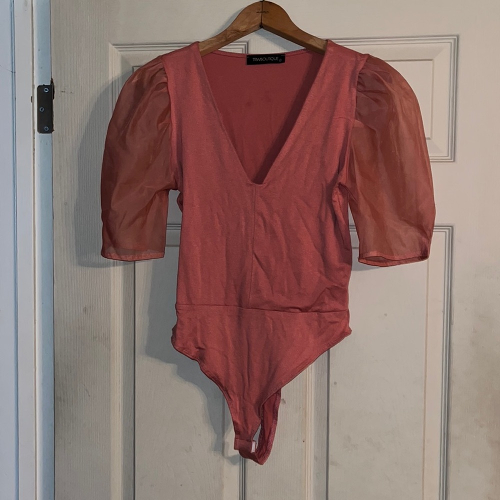 The Rancher’s Wife Boutique Women’s Large V-Neck Bodysuit
